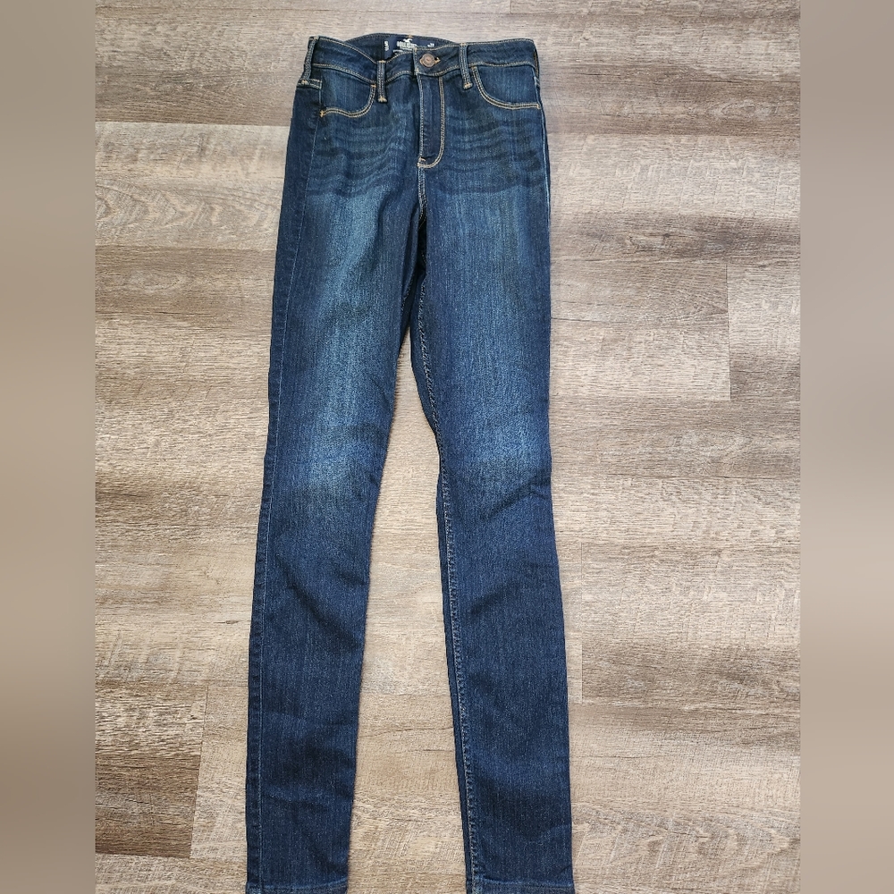 Hollister Jean's Juniors size 5L, w27 L 30